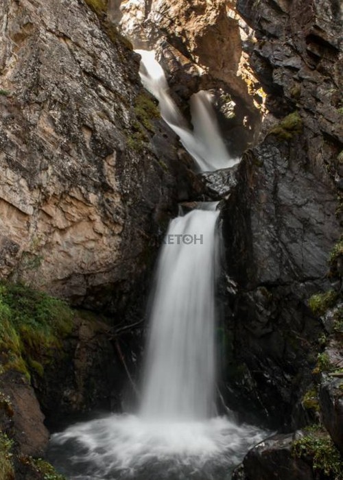 Кайракский водопад