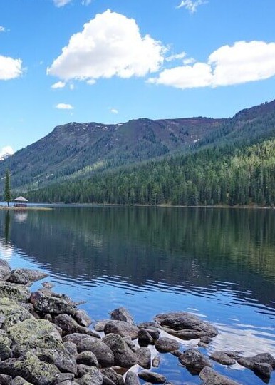 Rakhmanov Lake